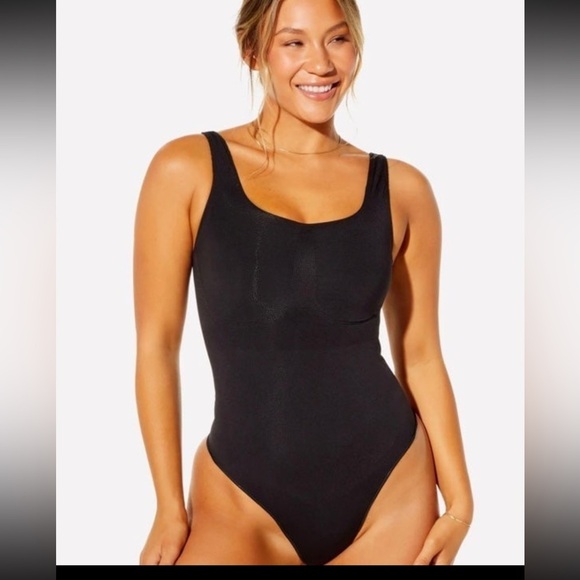 Yitty Nearly Naked Shaping Thong Bodysuit m/l - Picture 2 of 8